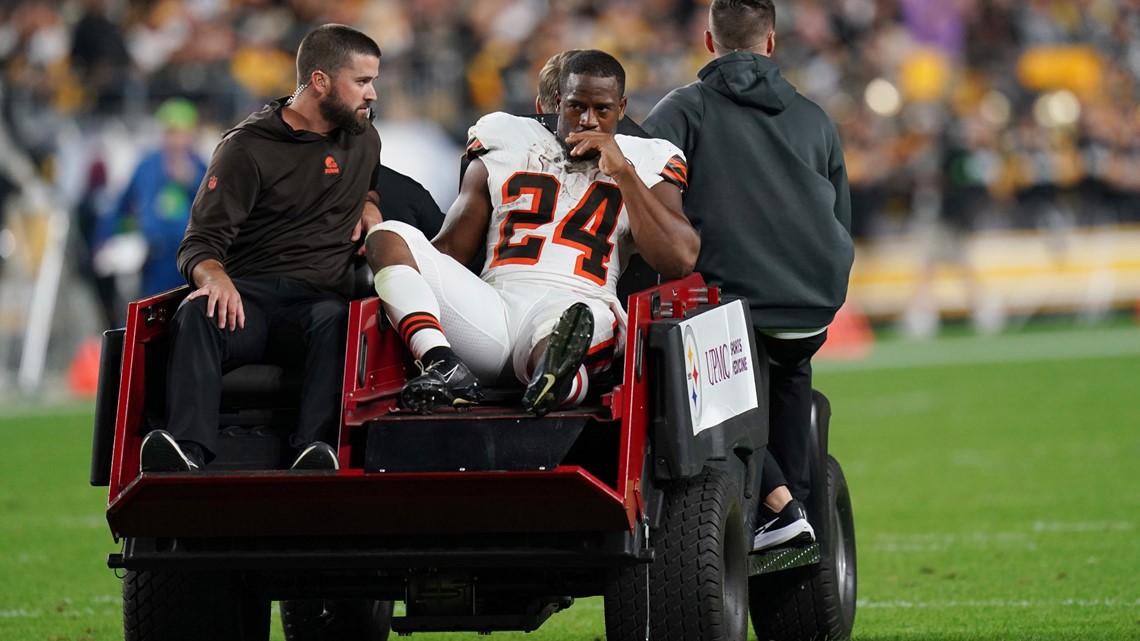 Cleveland Browns RB Nick Chubb undergoing knee surgery today