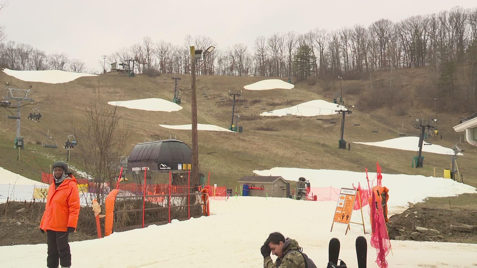 Lack of snow leaves Northeast Ohio's ski resorts in flux