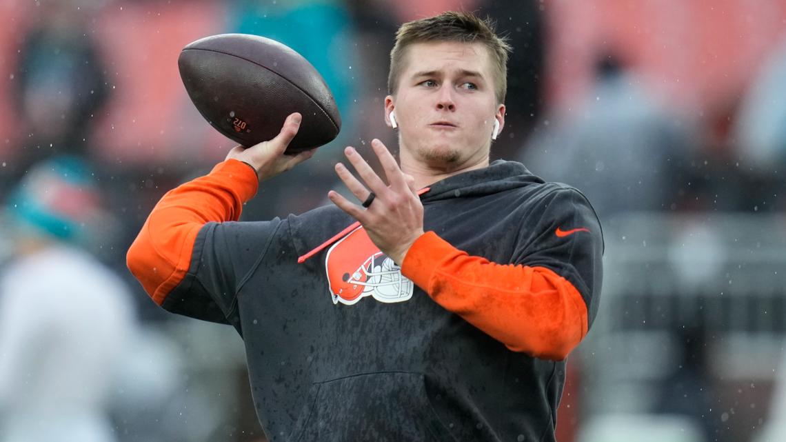 Cleveland Browns to start Bailey Zappe at QB in season finale at ...