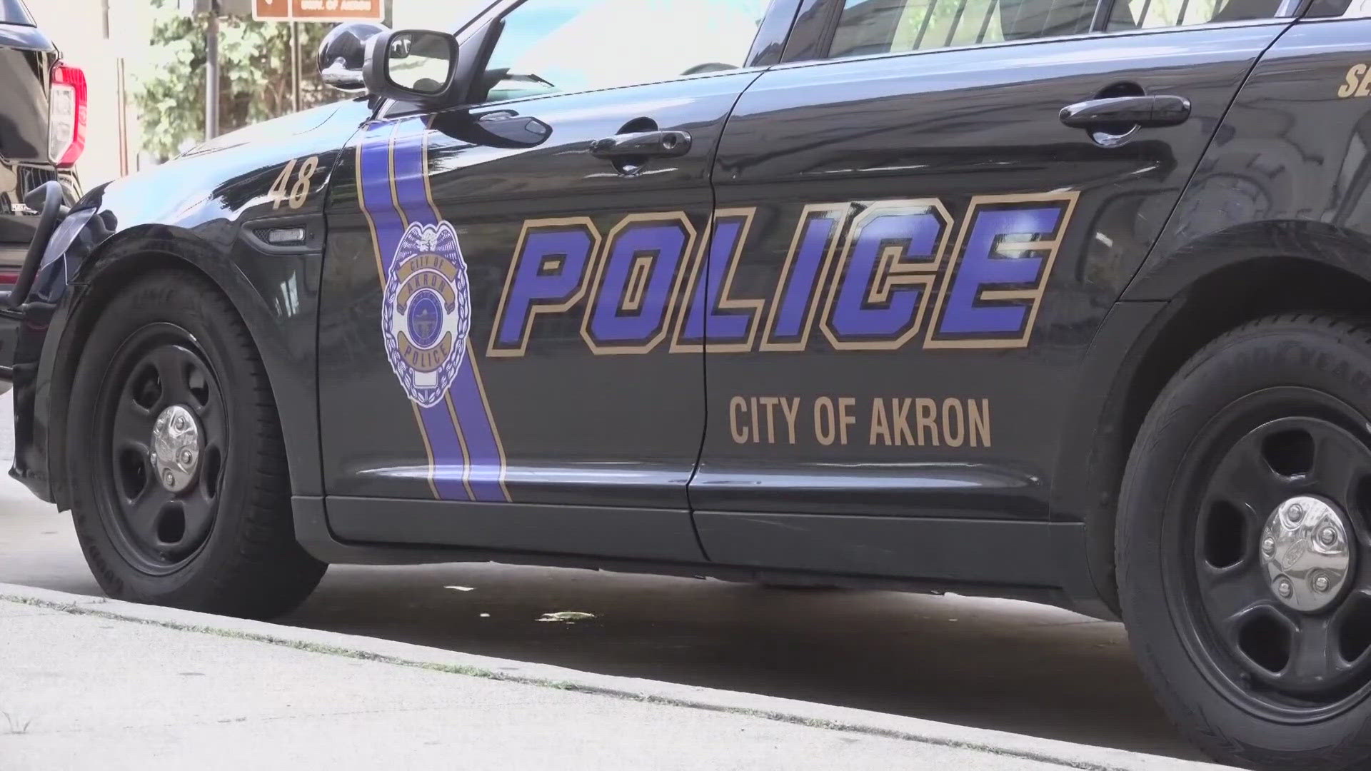 Suspect fires at Akron police during traffic stop in Summit County ...