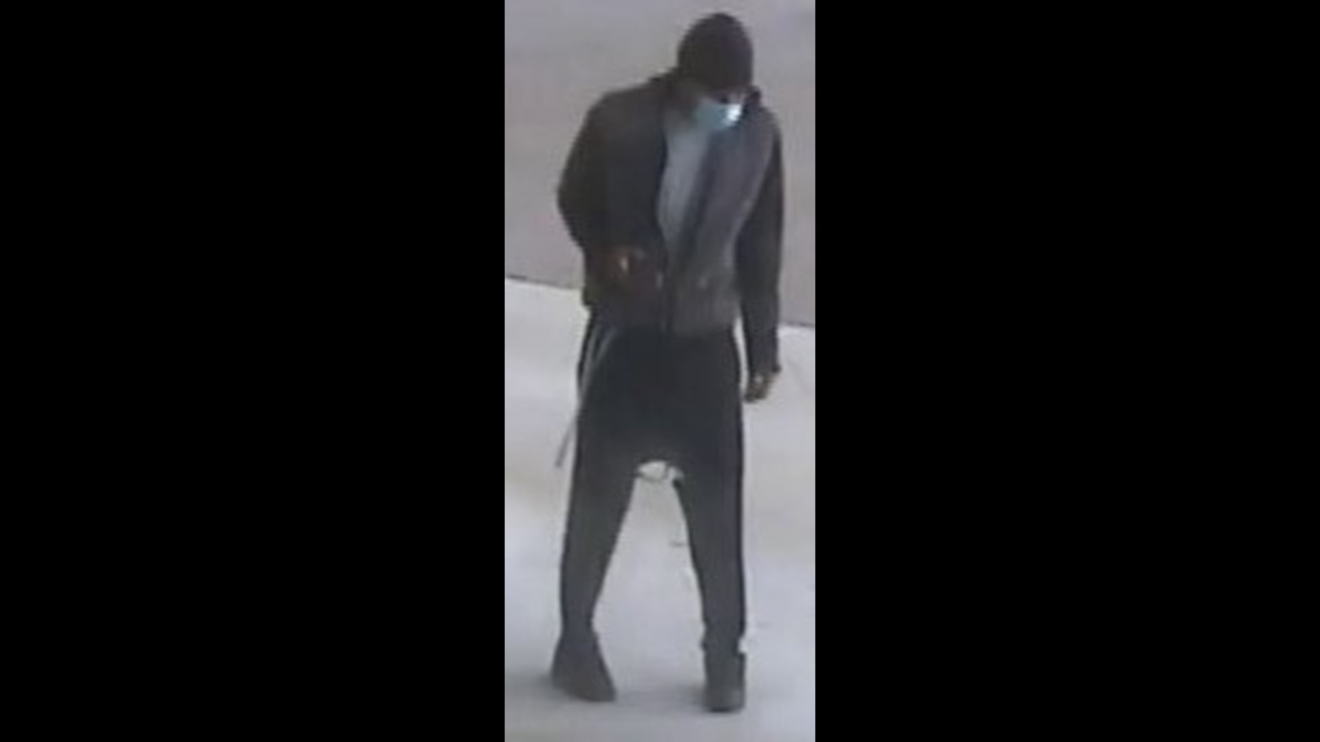 Woodmere: Authorities searching for suspect who robbed PNC Bank | wkyc.com