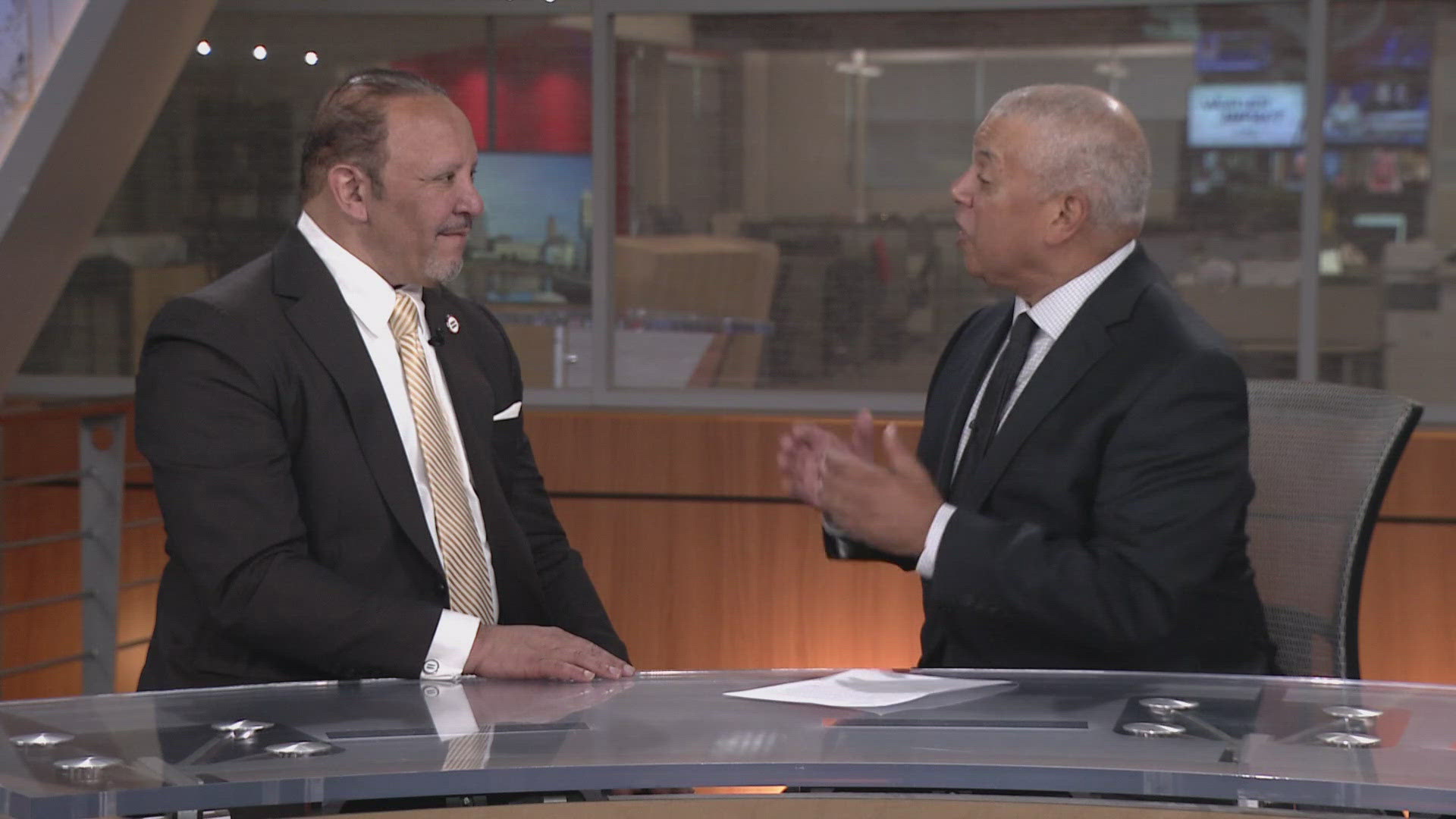 3News' Russ Mitchell previews the convention.
