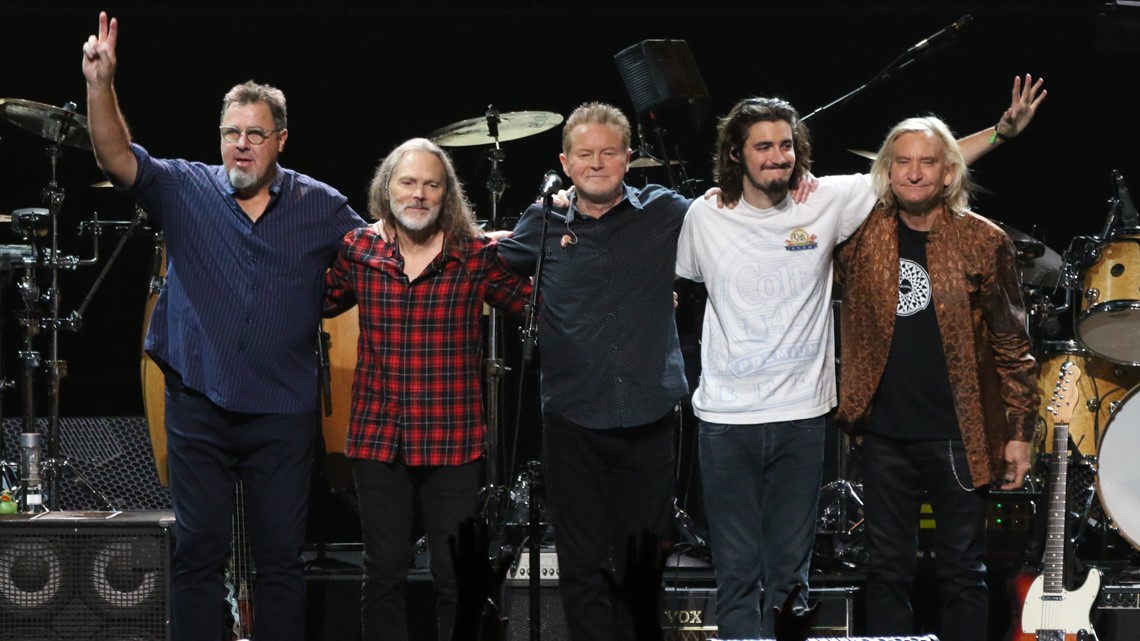 Eagles Tour 2025 in Ohio band performance