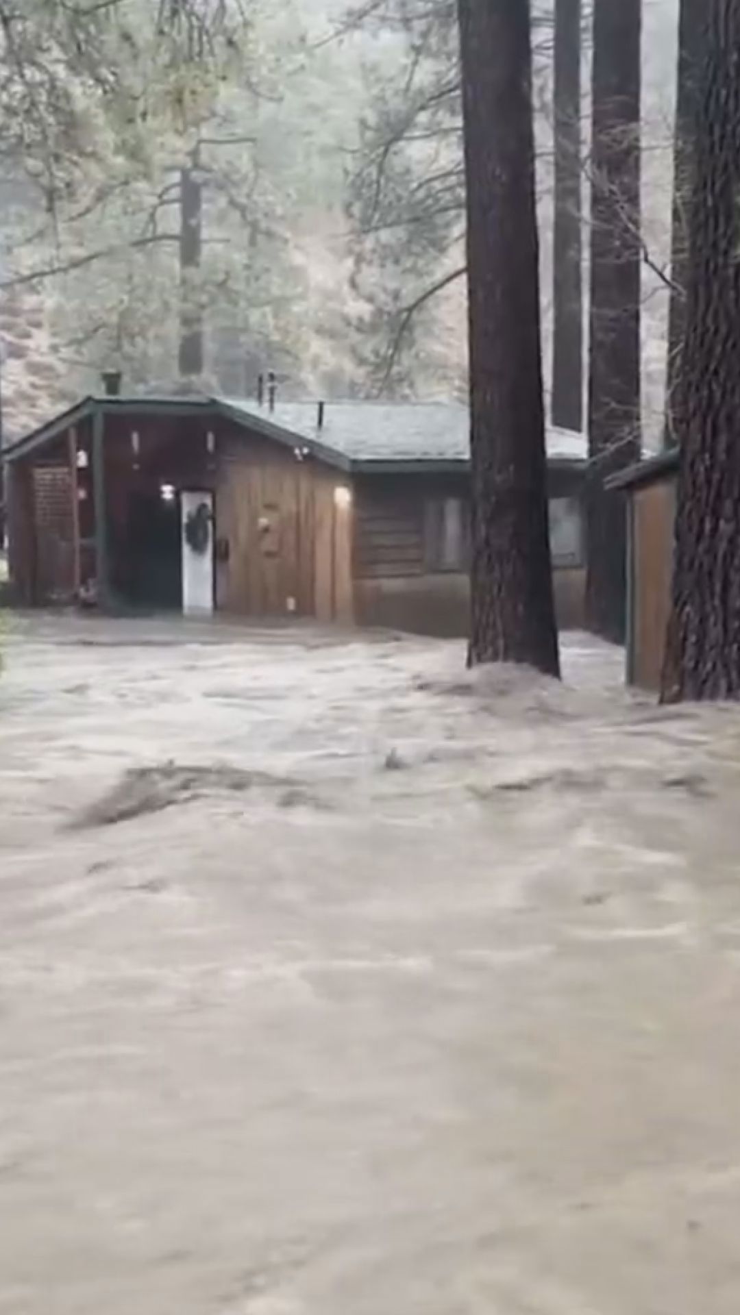 Heavy rains cause massive flooding and mudslides in California | wkyc.com