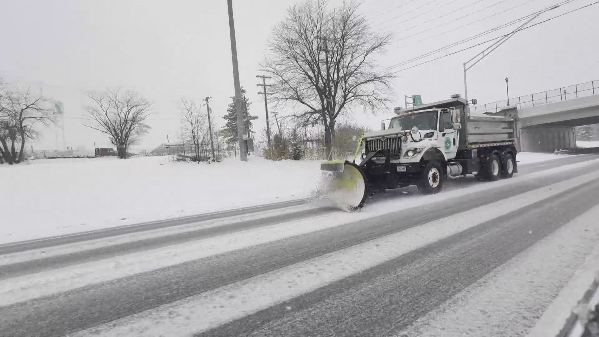 Weather Impact Alert: Tracking widespread snow throughout the holiday ...