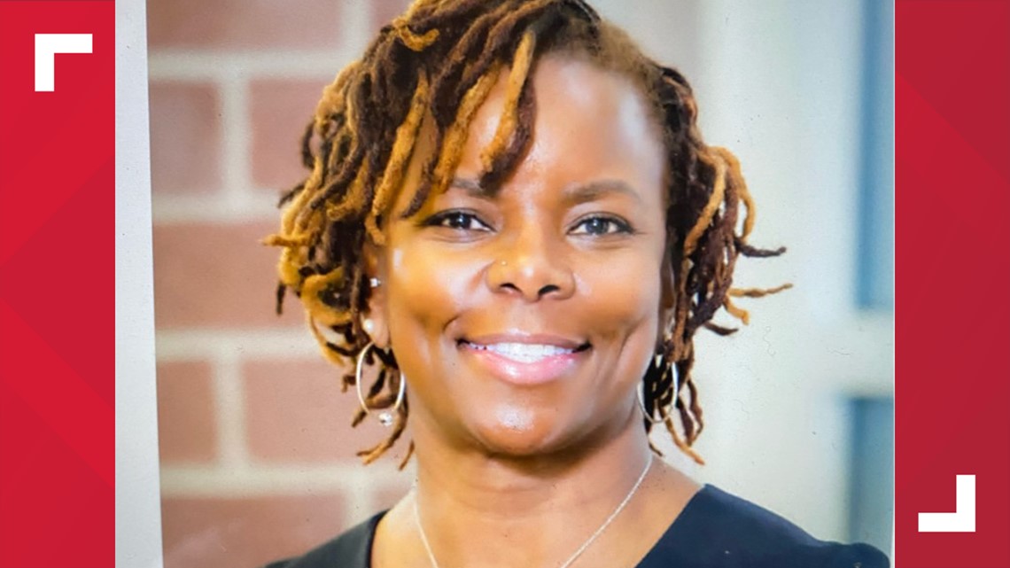 Solon HR director suspended, charged following City Hall incident