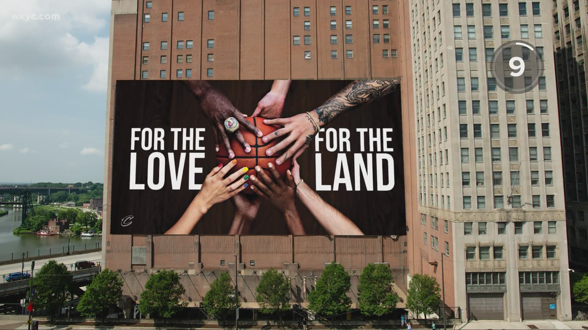 The Cavs will present their proposal for the new banner at Friday's City Planning Commission meeting. Jim Donovan and Sara Shookman have more on Front Row.