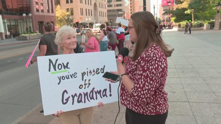 Protesters gather outside Ohio Statehouse after Roe v Wade gets overturned
