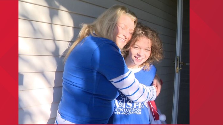 A Special Wish Cleveland and 3News surprise 2 teens days before Christmas