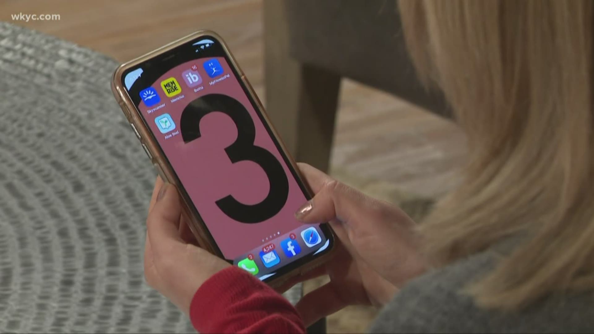 3News is taking a look at some of the best cell phone apps to keep you on track. Rachel Polansky reports.