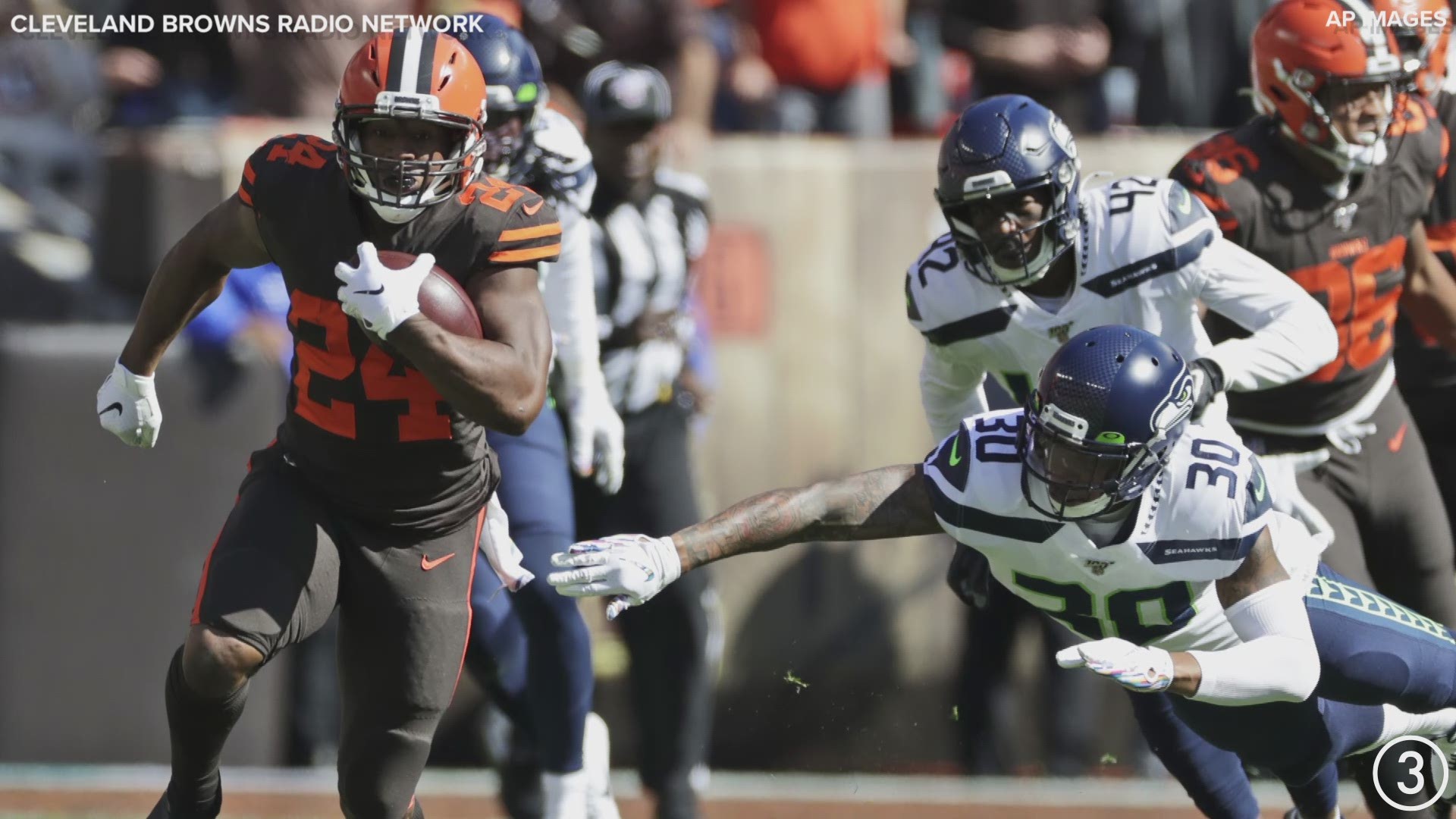 Nick Chubb broke free for a 52-yard gain to set up the Cleveland Browns' third touchdown of the game against the Seattle Seahawks.