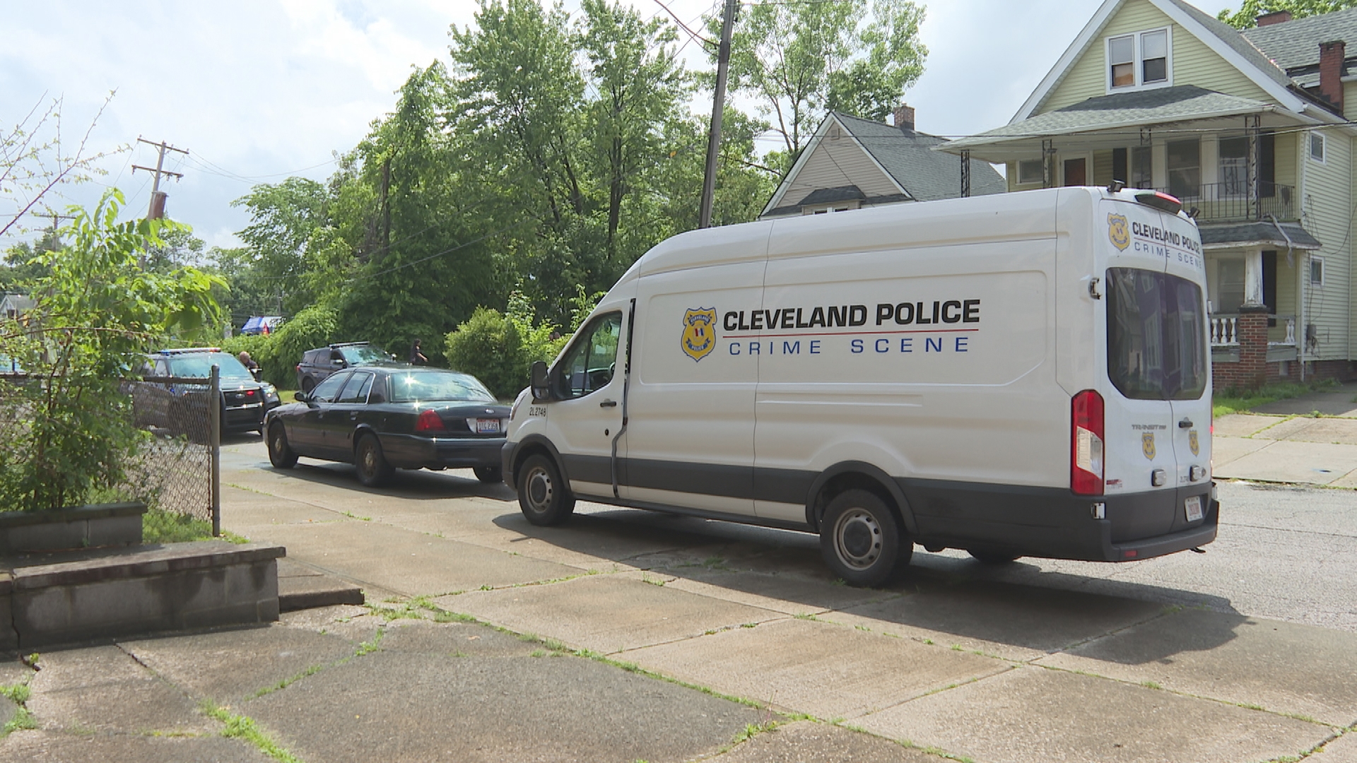 Teen in critical condition after Cleveland shooting | wkyc.com