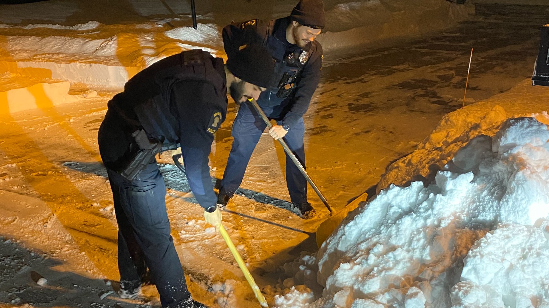 Independence officers praised for efforts during snowstorm