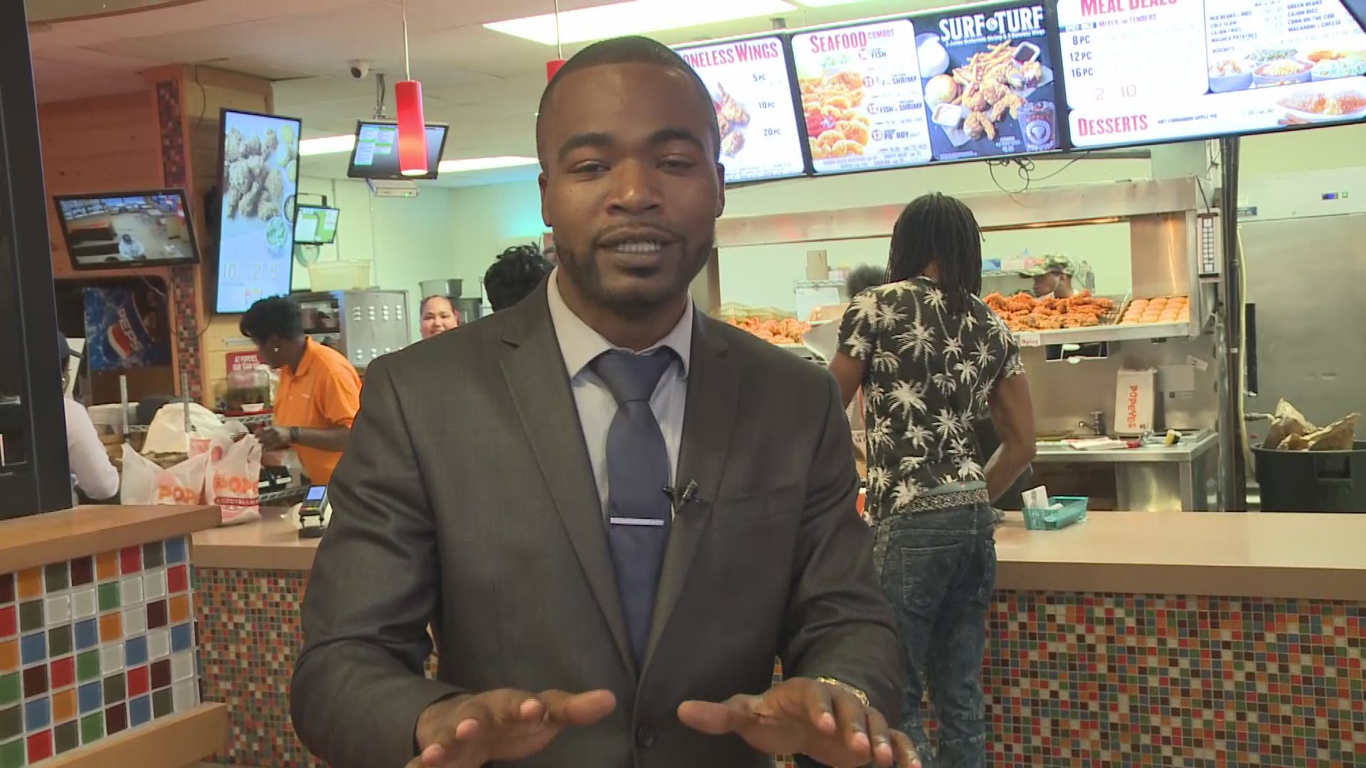 Tonight on Channel 3 News at 11, Ray Strickland heads to a local Popeyes restaurant to check out what diners are saying about the new chicken sandwich.