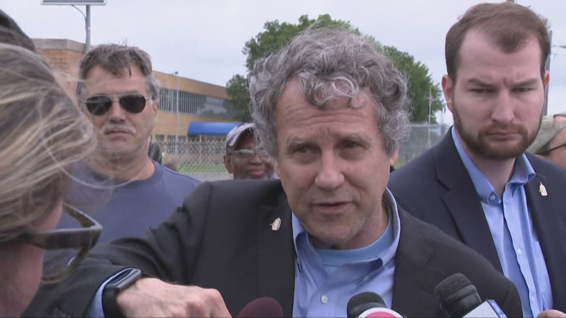 Striking auto workers continue to walk the picket line in Parma, Sherrod Brown visits site
