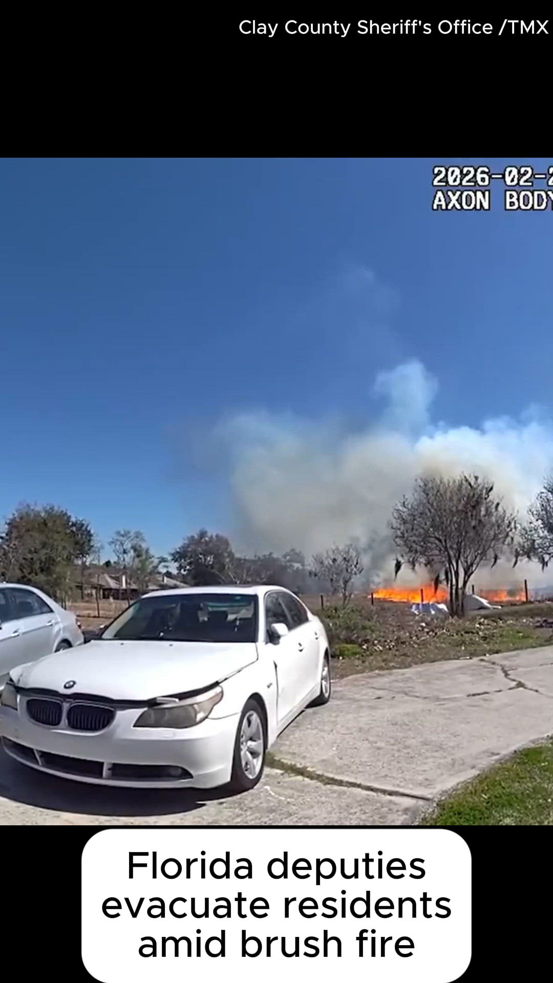 Florida deputies evacuate residents amid brush fire | wkyc.com