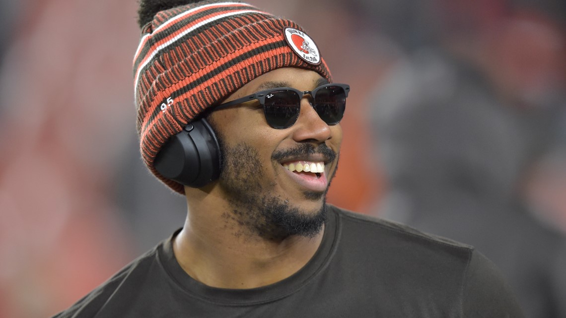 Myles Garrett says NFL owes Colin Kaepernick an apology