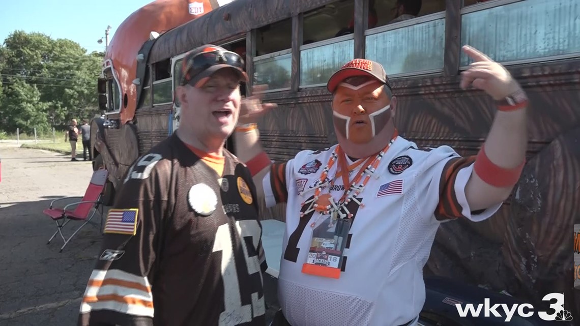 Browns fan Prisby part of NFL tailgate show 