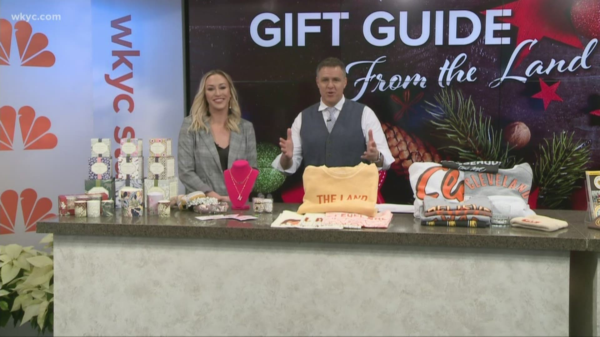 3News Special Correspondent Emily Mayfield shares options for buying locally just days before the holidays.