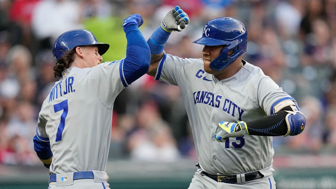 Ryan Yarbrough shoves, Royals beat Guardians to avoid sweep
