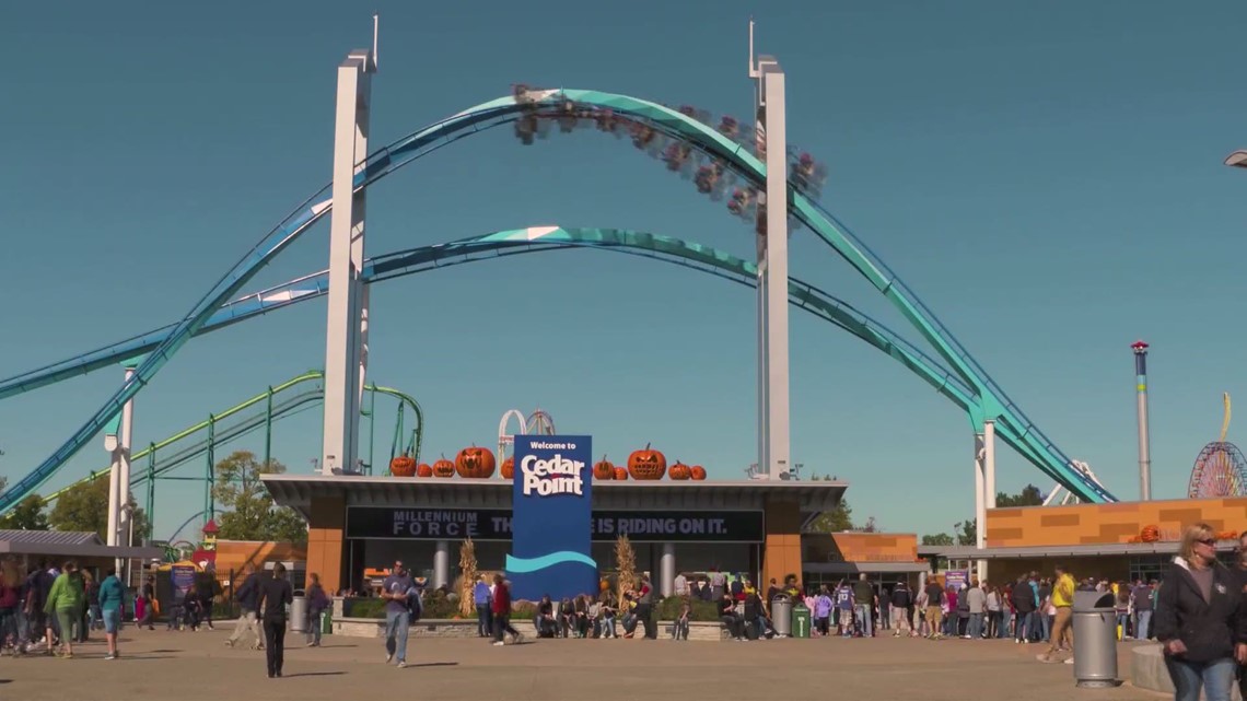 When is Cedar Point open for Halloween this year?