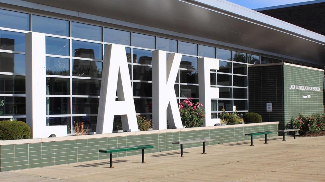Former Lake Catholic teacher indicted for sexual battery - Vimarsana News