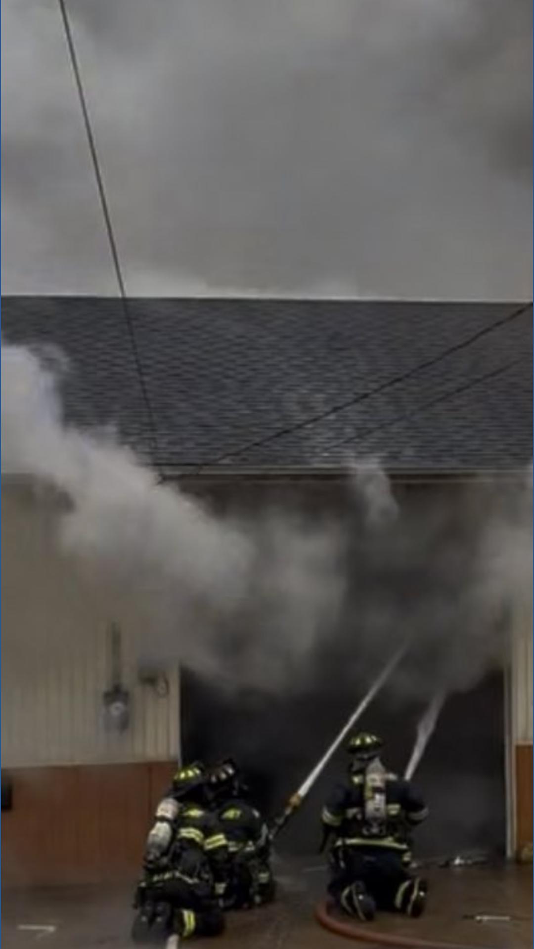 Crews battle commercial building fire in Willoughby | wkyc.com