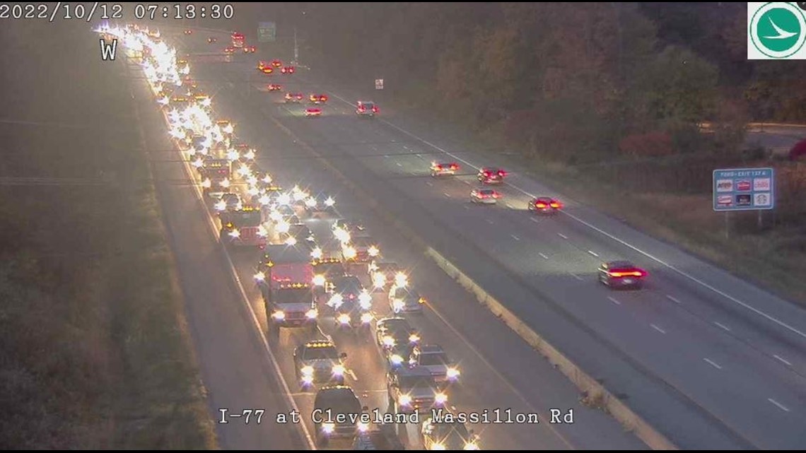 Crash closes I-77 North at Ghent Road in Summit County | wkyc.com
