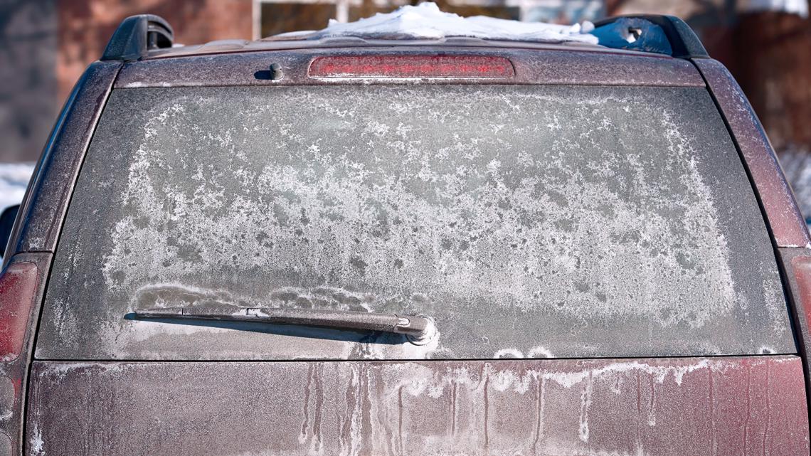 How To Get Salt Off Windshield: Quick and Easy Cleaning Tips