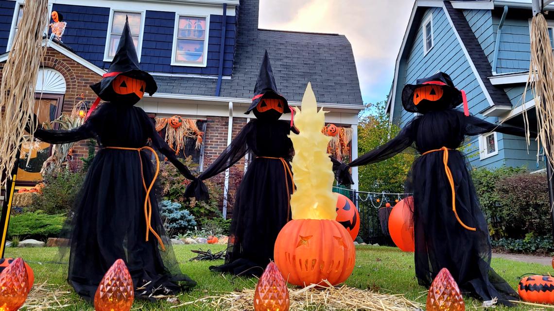 North Ridgeville Halloween display: Cleveland Brown graveyard