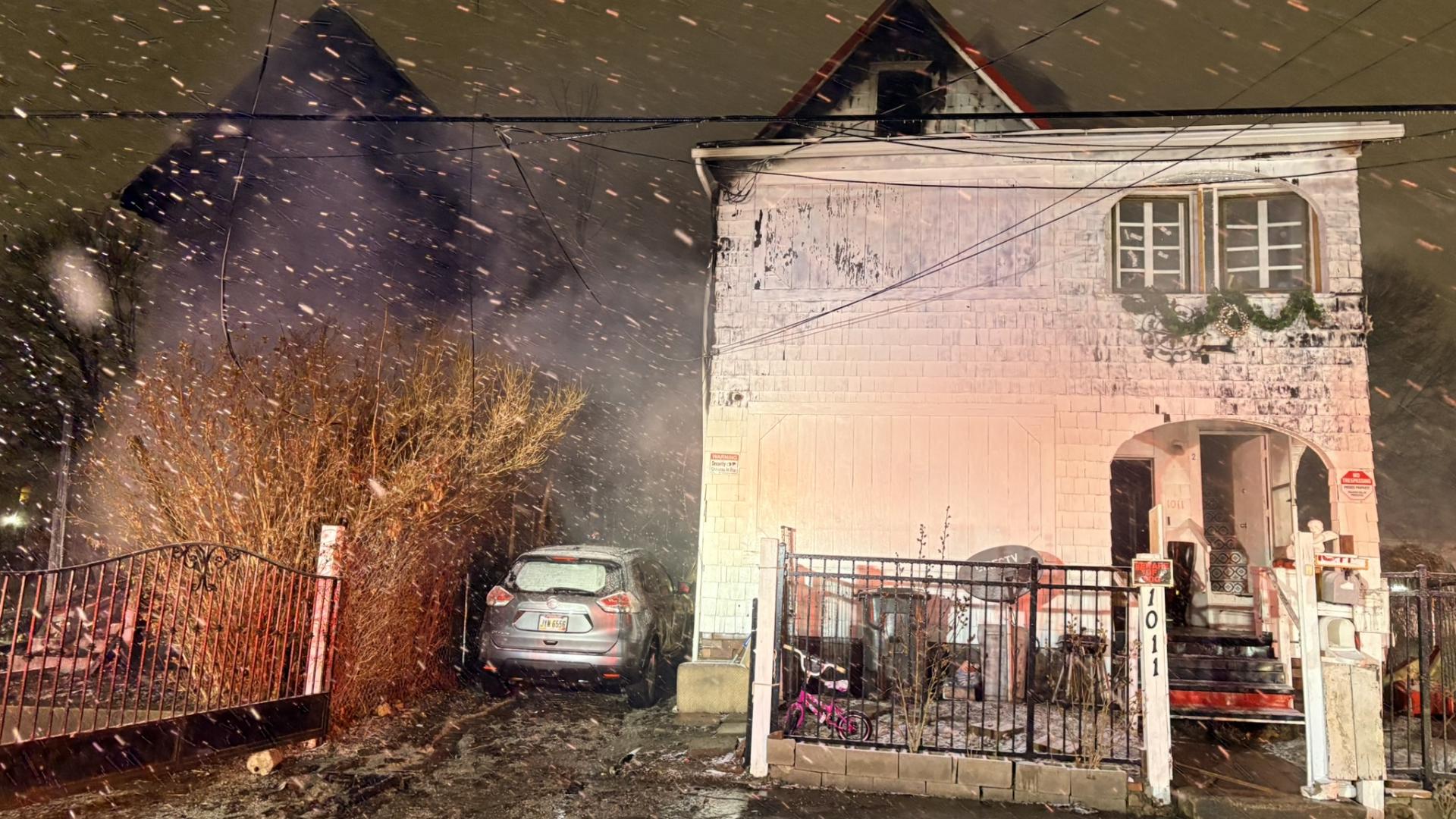 1 dead, 10 displaced after fire in Canton | wkyc.com