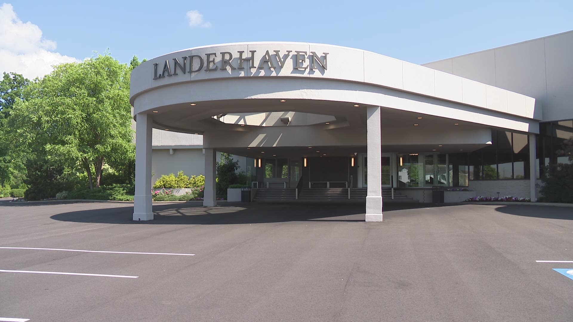 An iconic Northeast Ohio venue got a makeover. Here's a look at Landerhaven's new remodel.