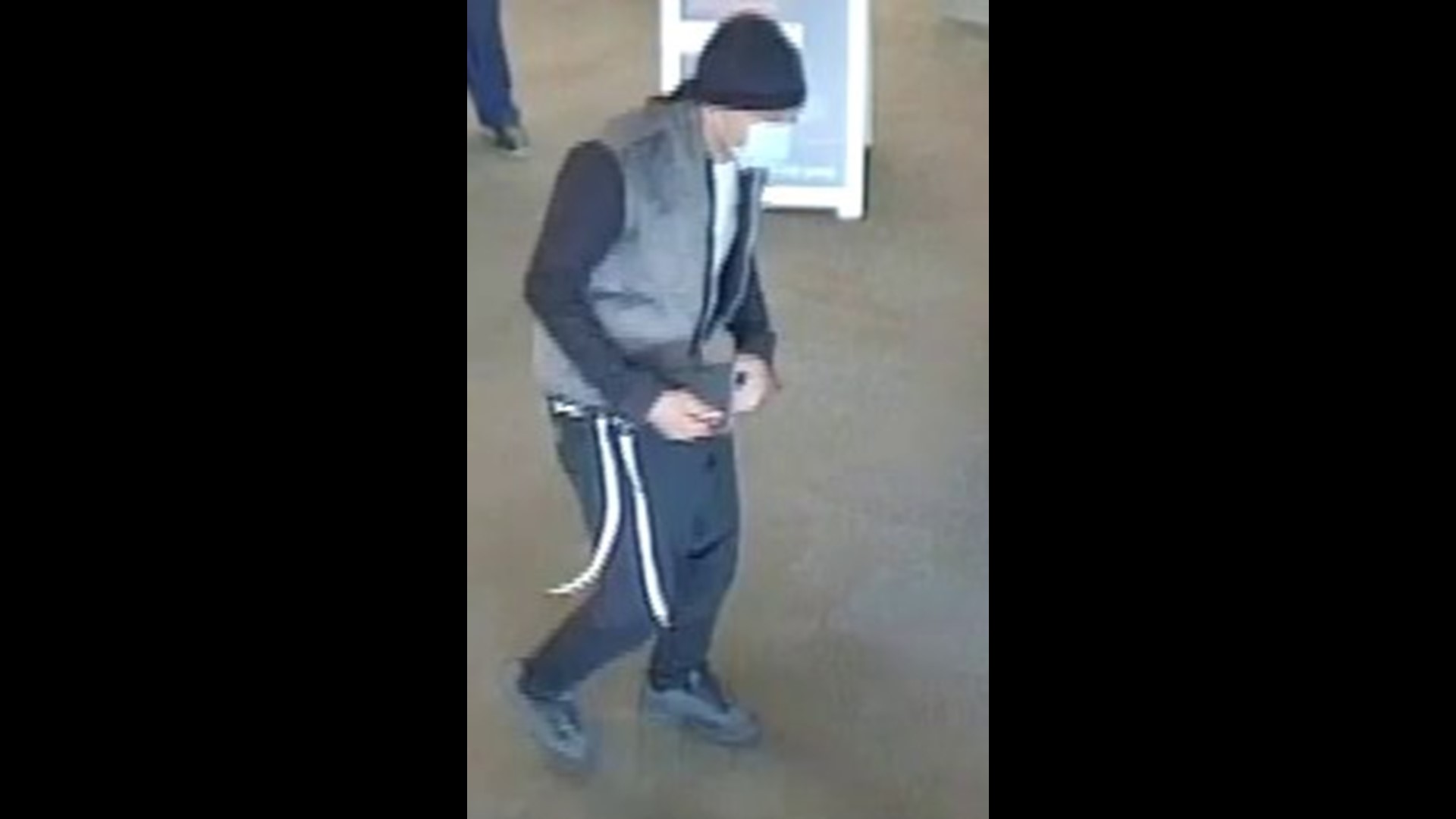 Woodmere Authorities Searching For Suspect Who Robbed Pnc Bank