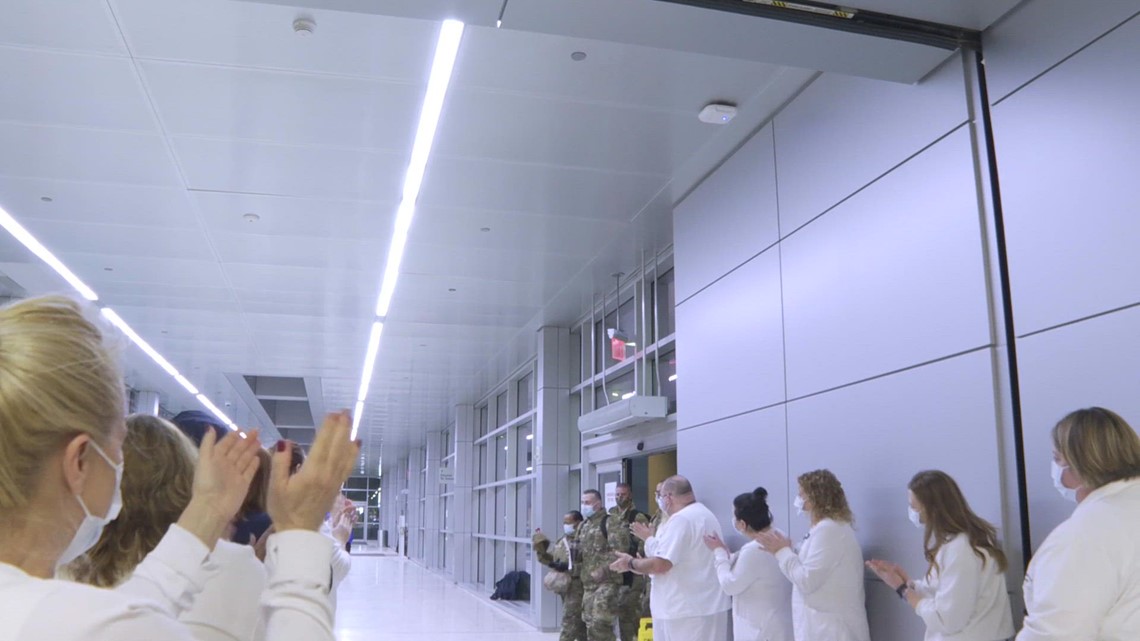 Cleveland Clinic nurses and staff welcome Air Force medical personnel