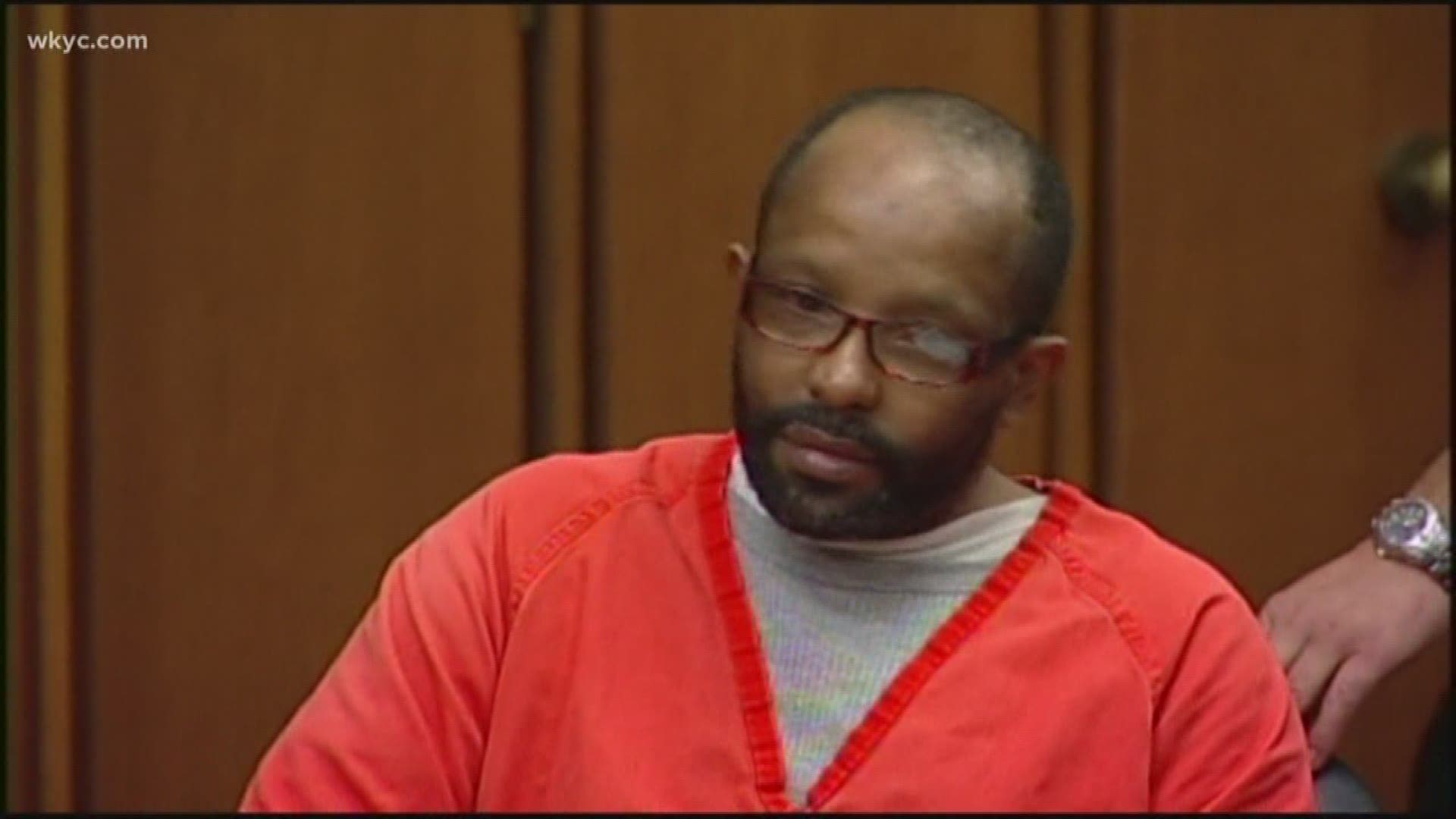 Cleveland paying $1 million in settlement to 6 families of Anthony Sowell victims