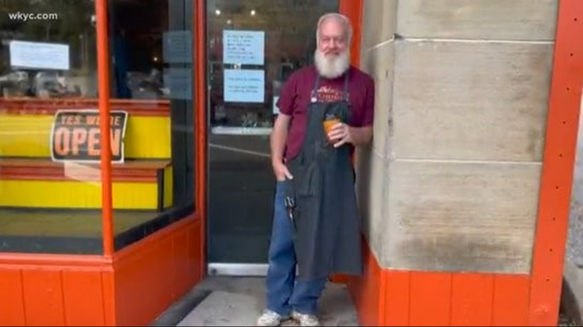 Akron's Highland Shoe Repair closing its doors