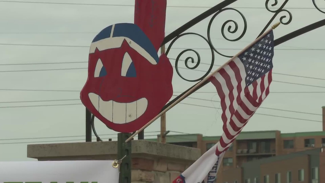 Cleveland baseball legend Rocky Colavito honored with statue in Little Italy