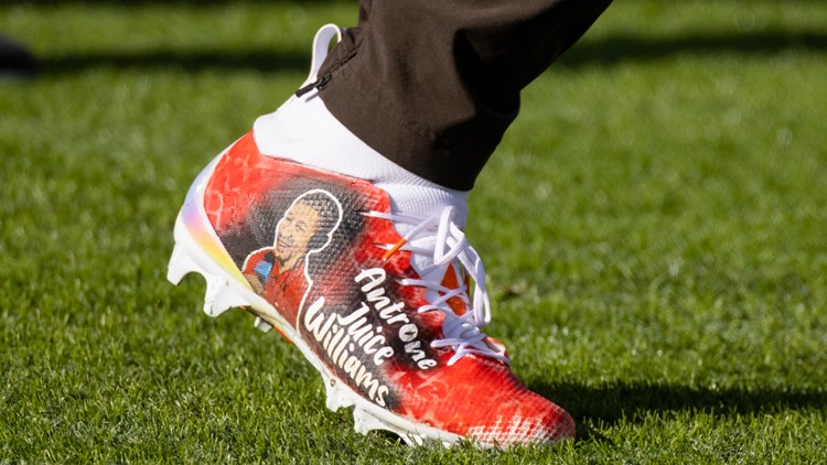 Baker Mayfield's cleats are honoring a fallen American hero