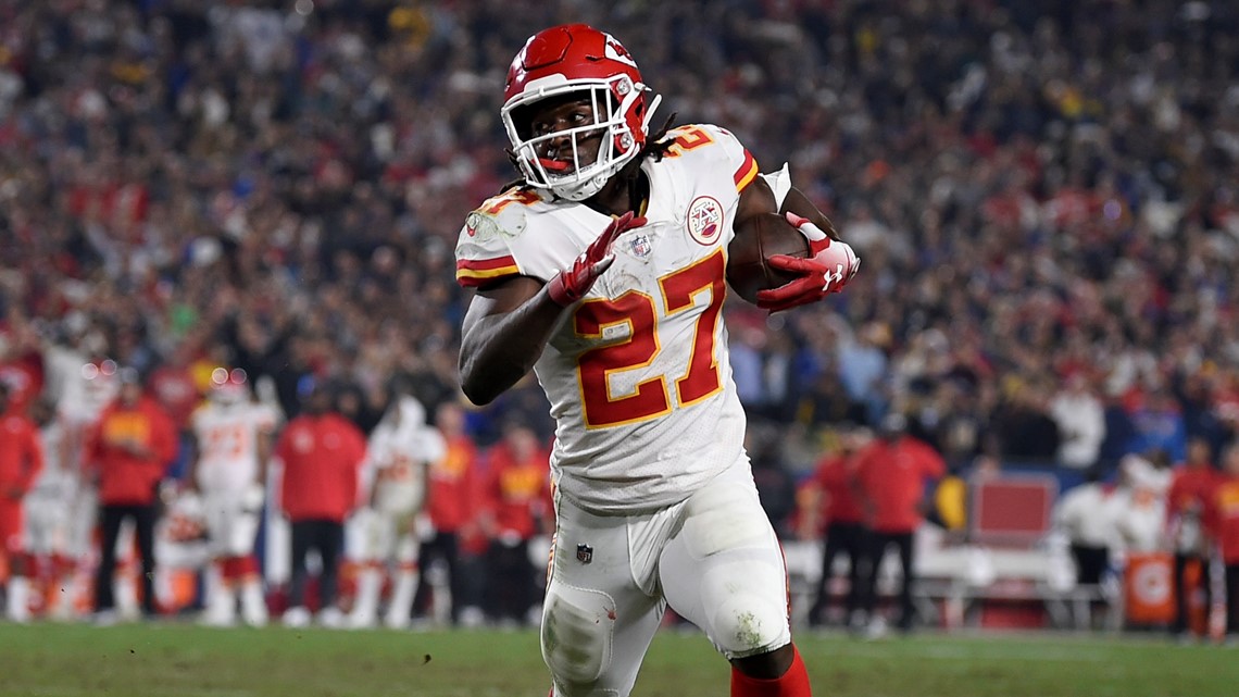 Cleveland Browns sign ex-Chiefs running-back Kareem Hunt on NFL-exempt list