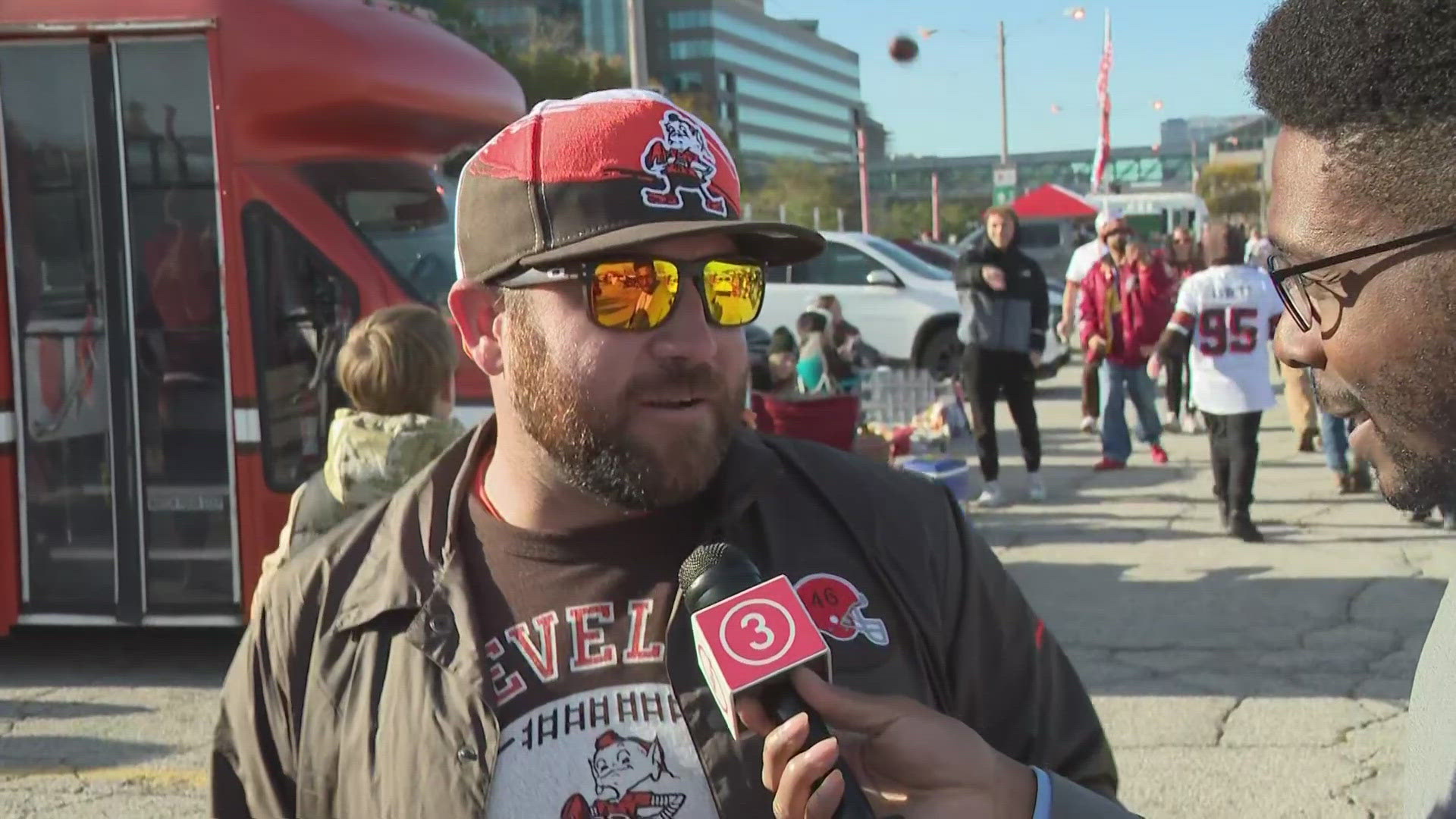 3News' Kaitor Kay heads outside to talk with Cleveland Browns fans tailgating at the Muni Lot to get their thoughts on today's game and the rest of the season.