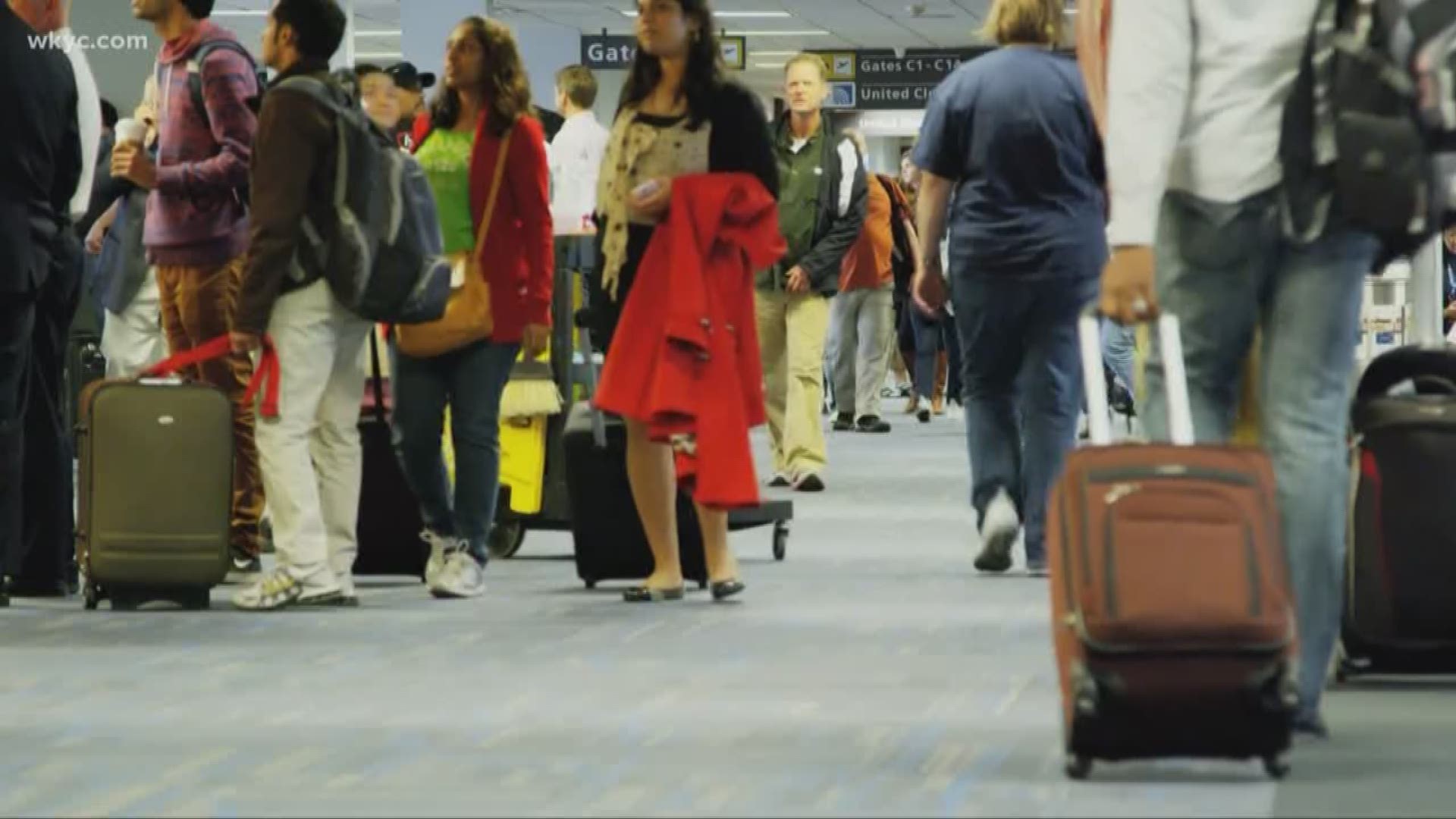 Travelers turn to 'skiplagging' for lower fares