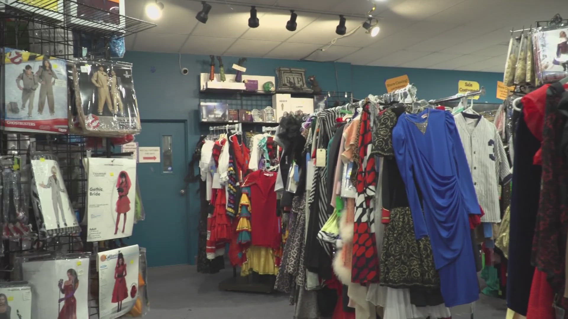 Cuyahoga Falls costume shop Mr. Fun's marks final Halloween season ...