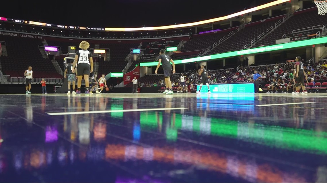 'Hoops After Dark' uses basketball to help fight crime in Cleveland