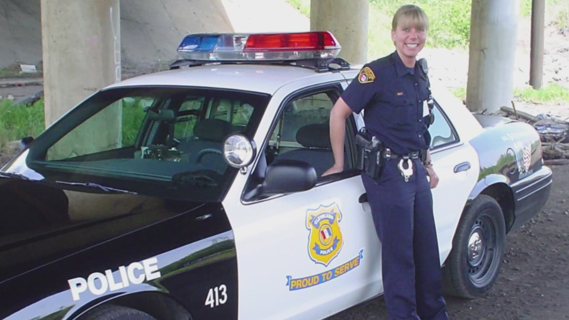 The city of Cleveland has a new chief of police as Dorothy Todd takes the role.