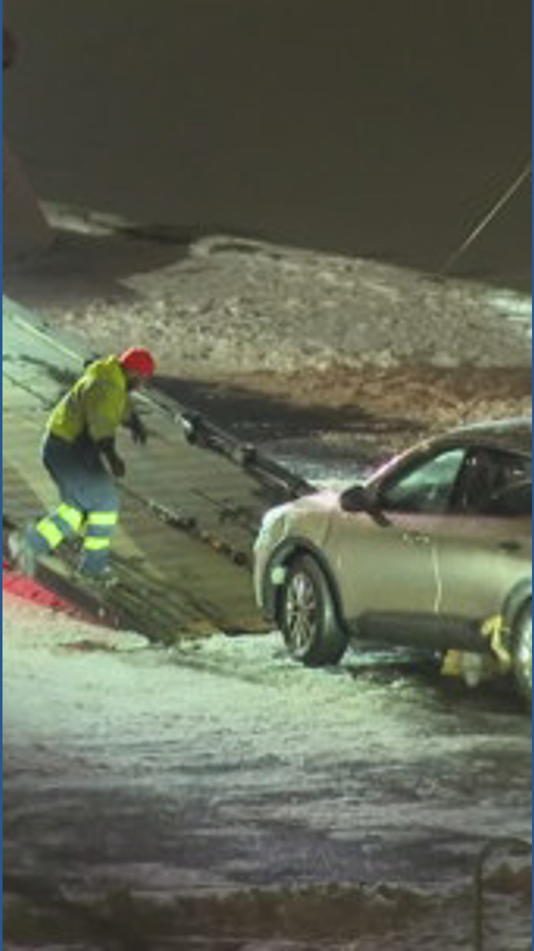 1 dead after car crashes into Rocky River | wkyc.com