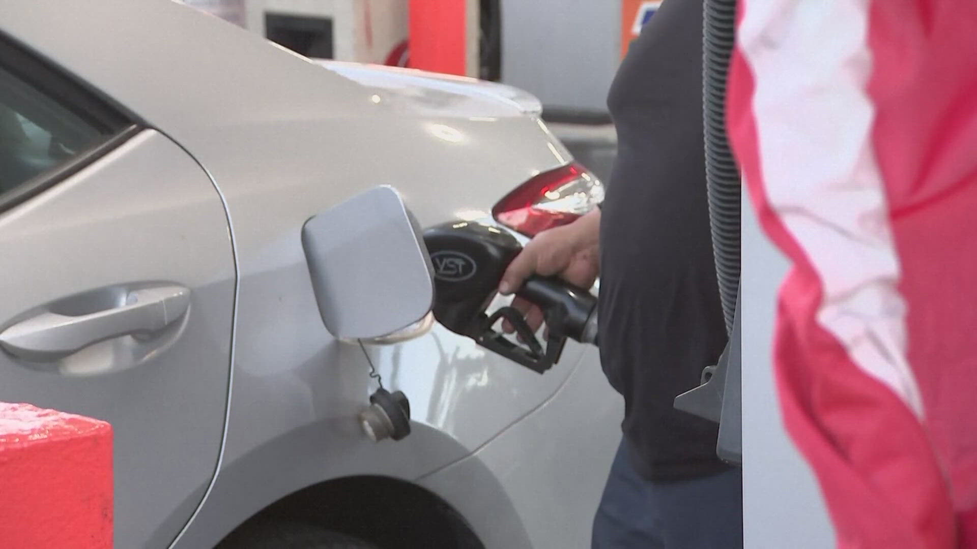GasBuddy says prices are down 25.3 cents per gallon in Akron, bringing the city’s average to $3.38.