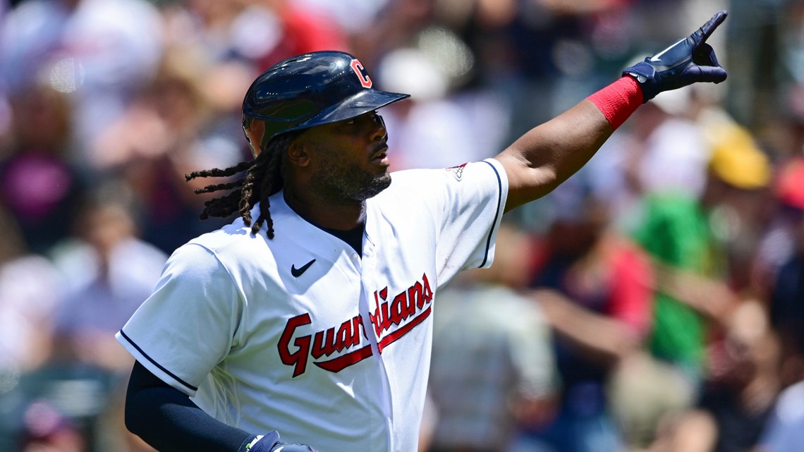 Cleveland Guardians confirm Josh Bell's two-year $33 million contract 