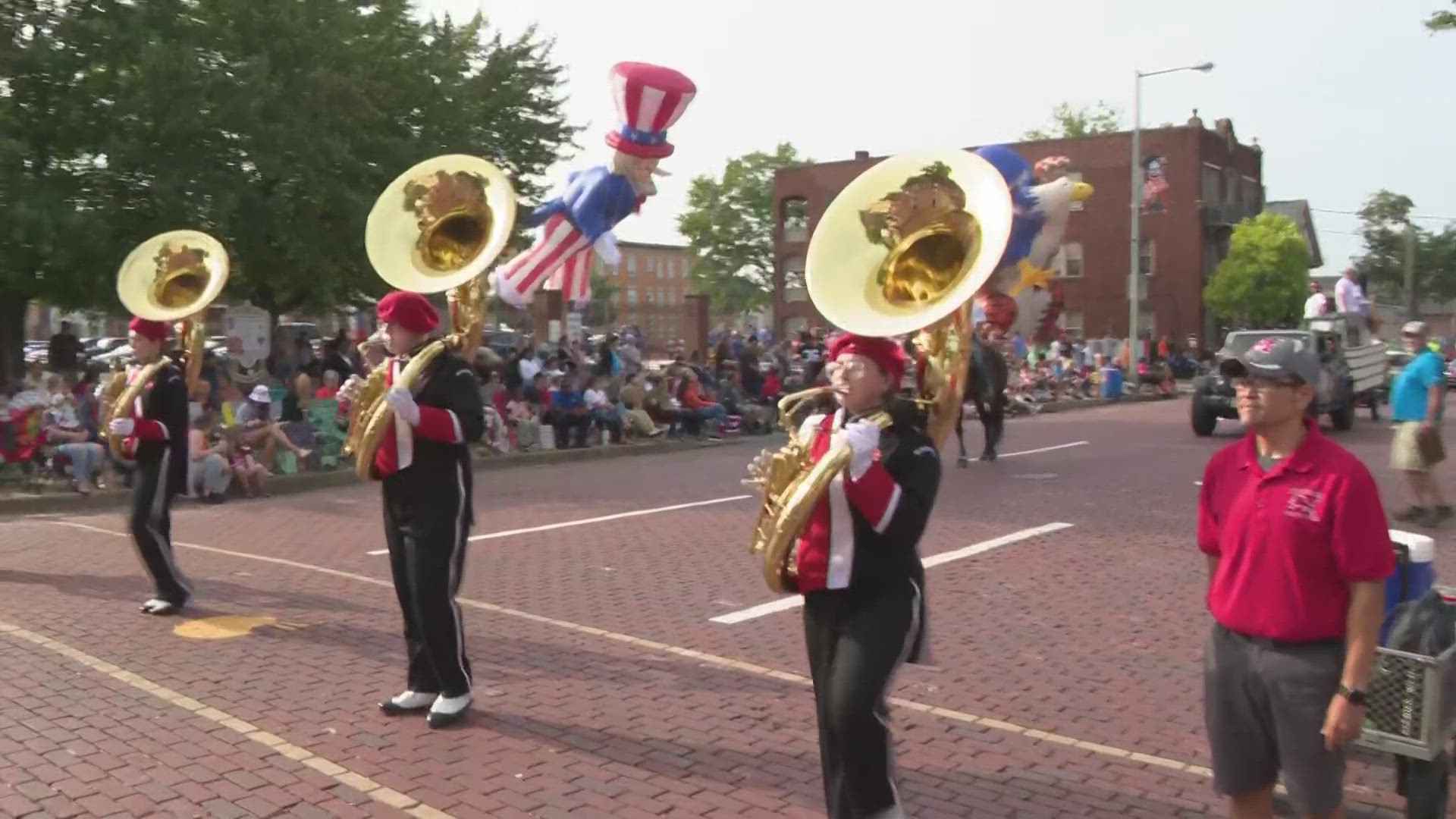 The annual Canton Repository Grand Parade took place on Saturday ahead of the Pro Football Hall of Fame Enshrinement