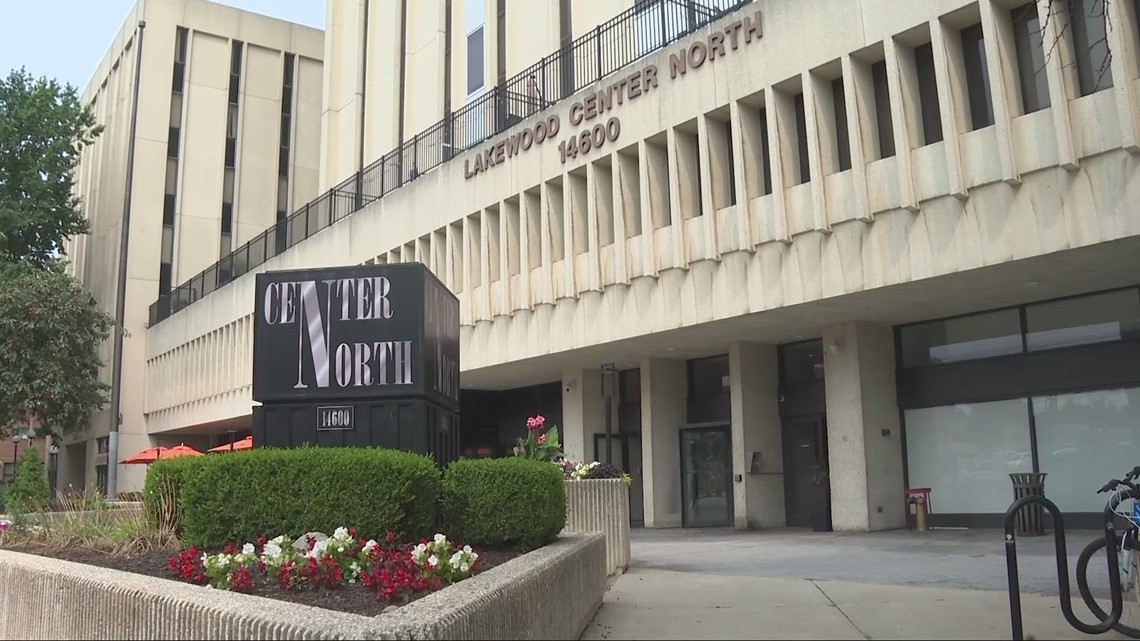 Lakewood Apartment Complex Loses Air Conditioning Again Wkyc Com   E3803edb 84ad 4c0e 9f6c 76b2988fc9a7 1140x641 