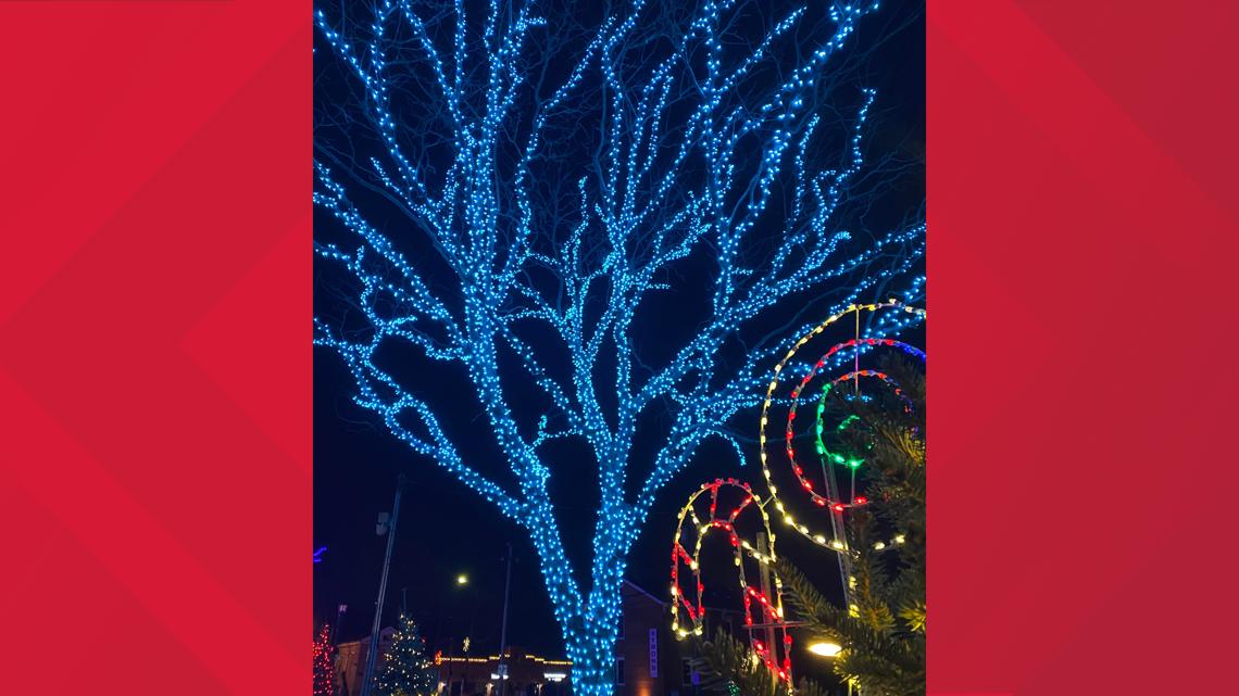 Photos Strongsville holiday light display for 2021 Christmas season